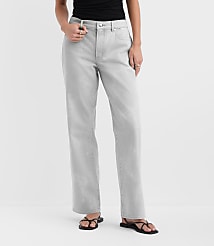 Rivete Petite Mid Rise Relaxed Straight Jeans in Smokey Wash carousel Product Image 3