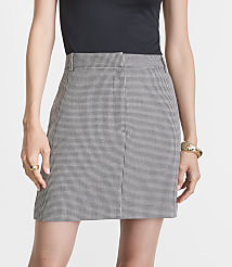 Petite LOFT Versa Seasonless Stretch Mini Pocket Skirt in Mini Houndstooth carousel Product Image 2