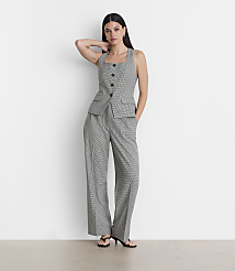 Petite LOFT Versa Seasonless Stretch Halter Vest in Mini Houndstooth