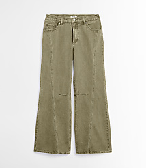 Rivete Petite Curvy Seamed Mid Rise Relaxed Flare Jeans in Washed Oregano carousel Product Image 3