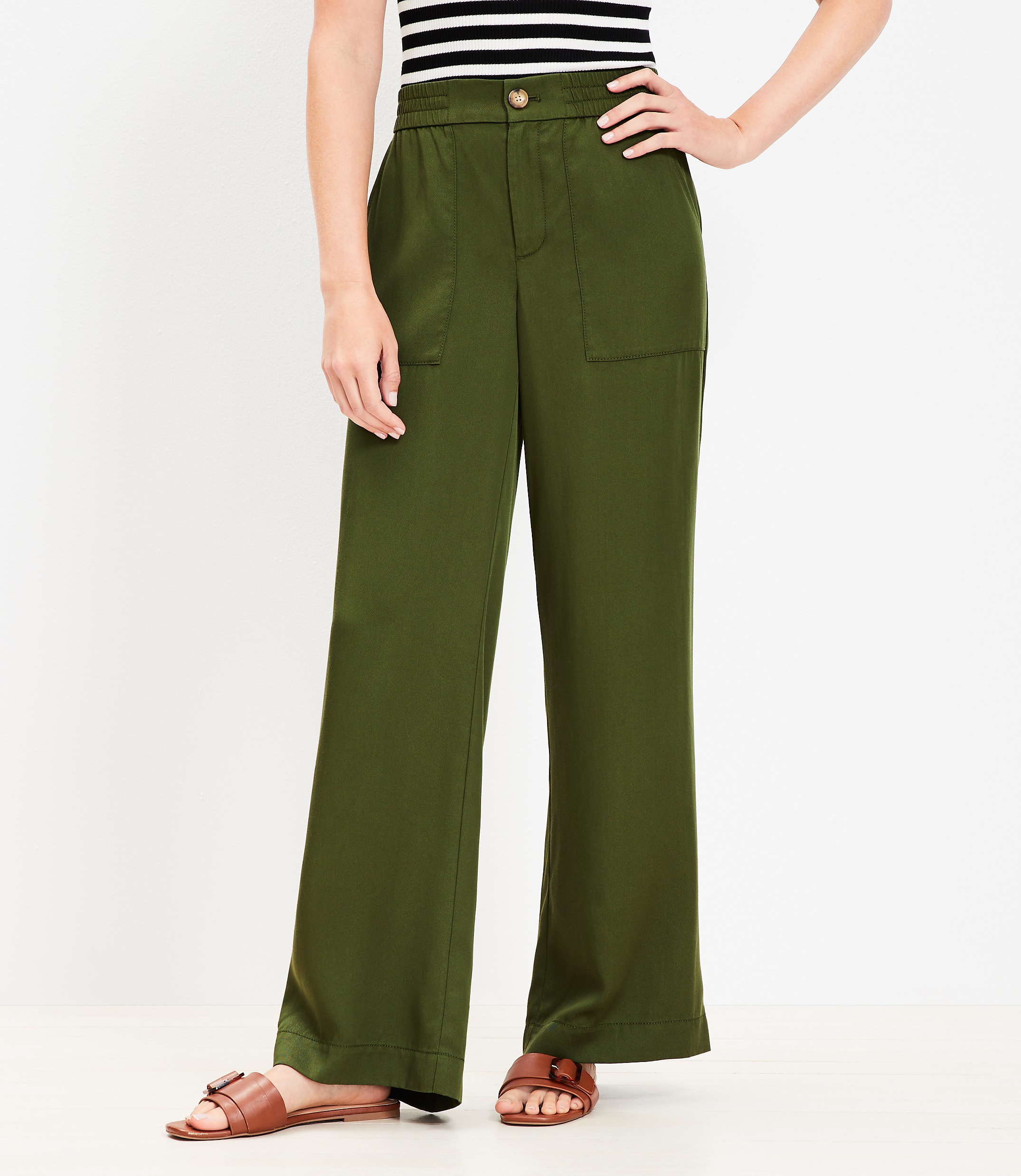Patch Pocket Wide Leg Pants in Emory