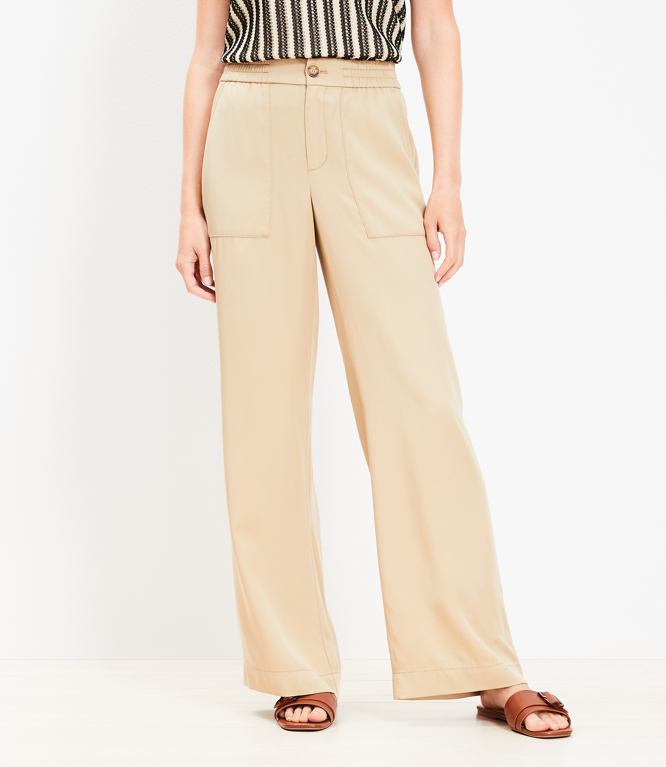 Patch Pocket Wide Leg Pants in Emory