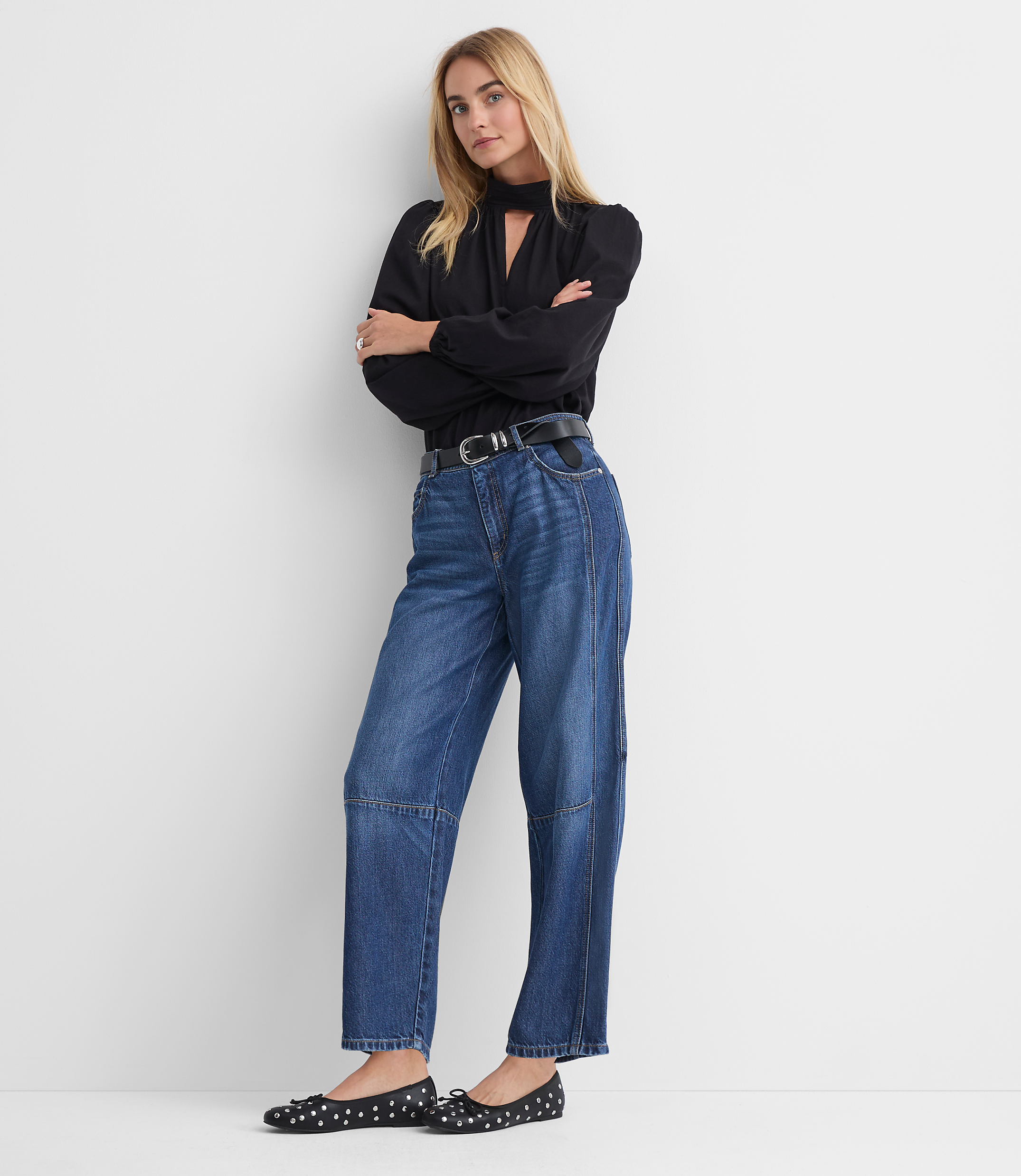 Petite High Rise Barrel Jeans in Dark Wash