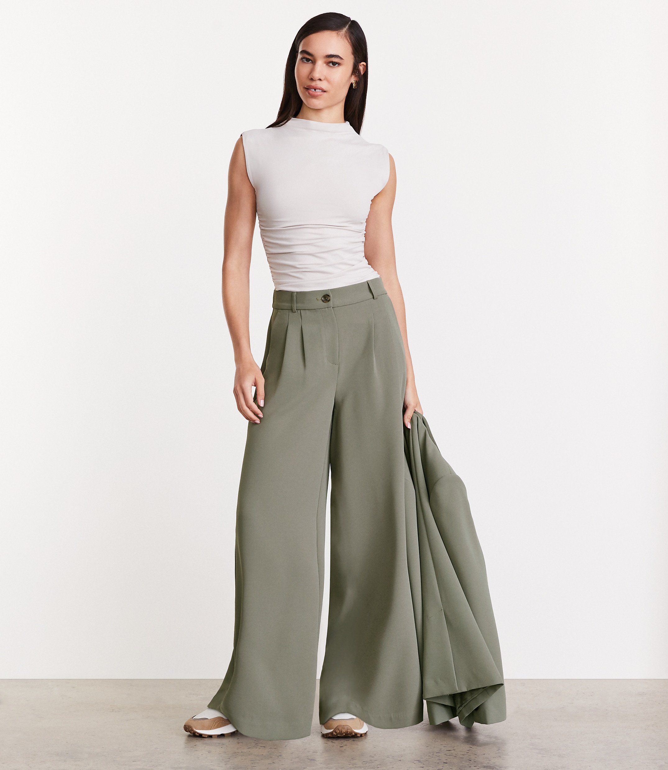 Petite LOFT Versa 360 Knit Ruched Mock Neck Top