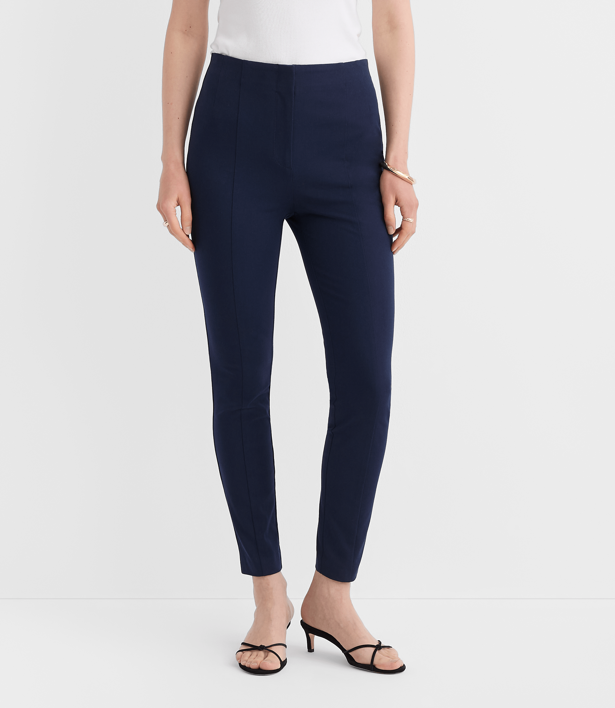 Curvy Kendall Skinny Pants in Bi-Stretch
