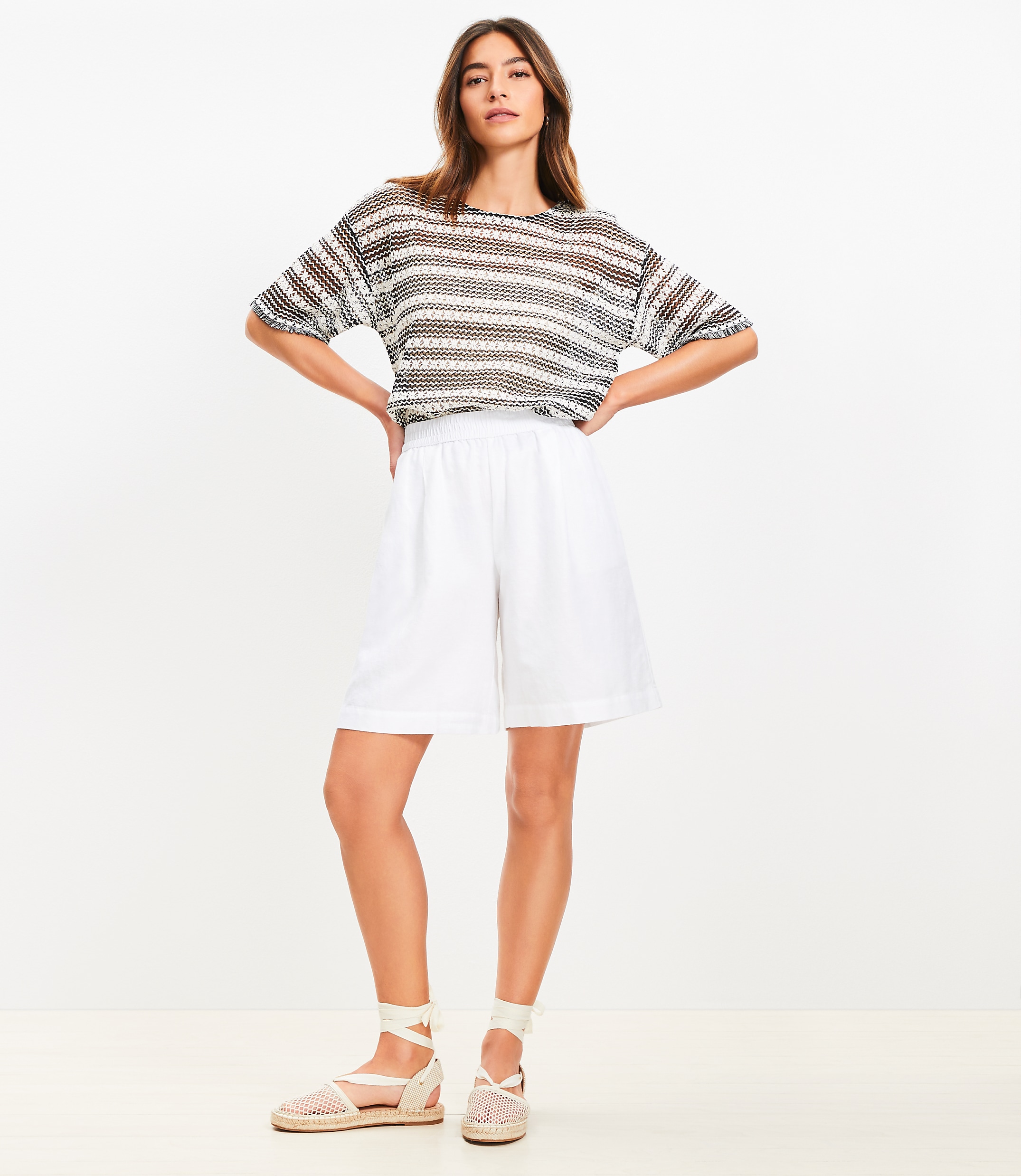 Pull On Bermuda Shorts in Linen Cotton
