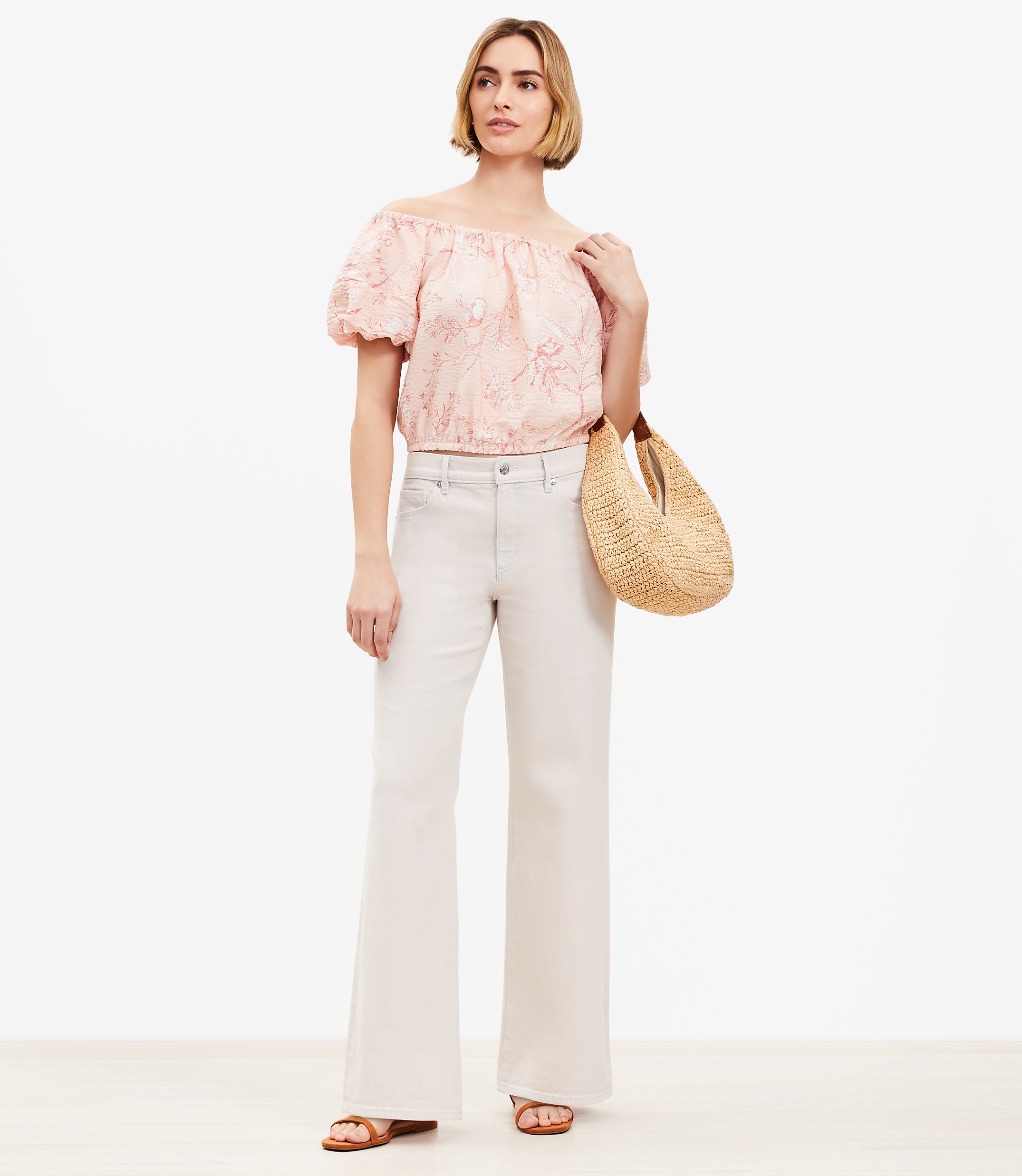 Petite Mid Rise Wide Leg Jeans in Washed Pink