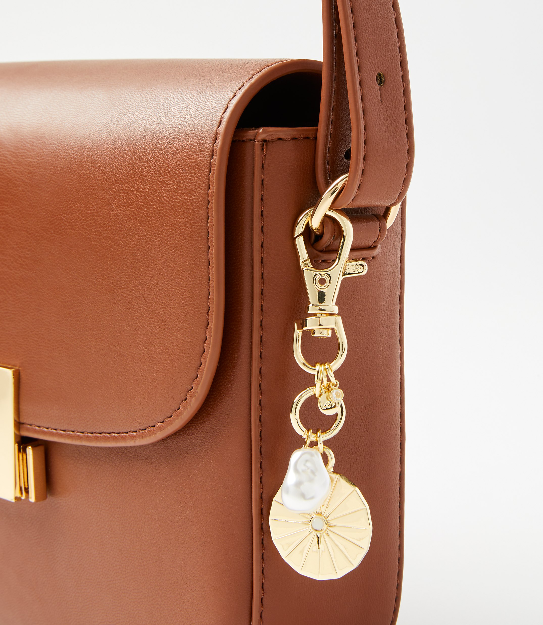 Pearlized Disc Bag Charm