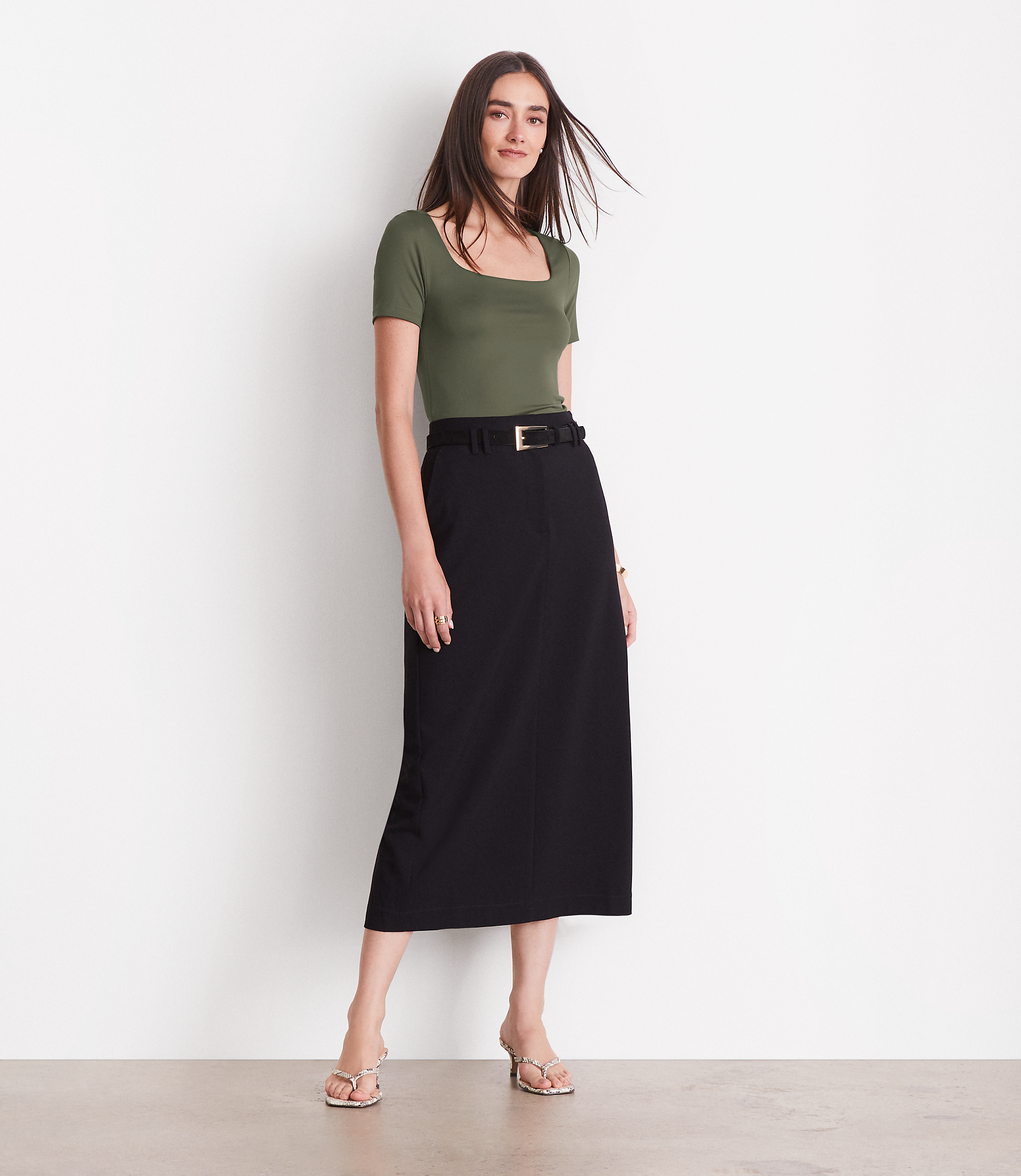 LOFT Versa Seasonless Maxi Pocket Skirt