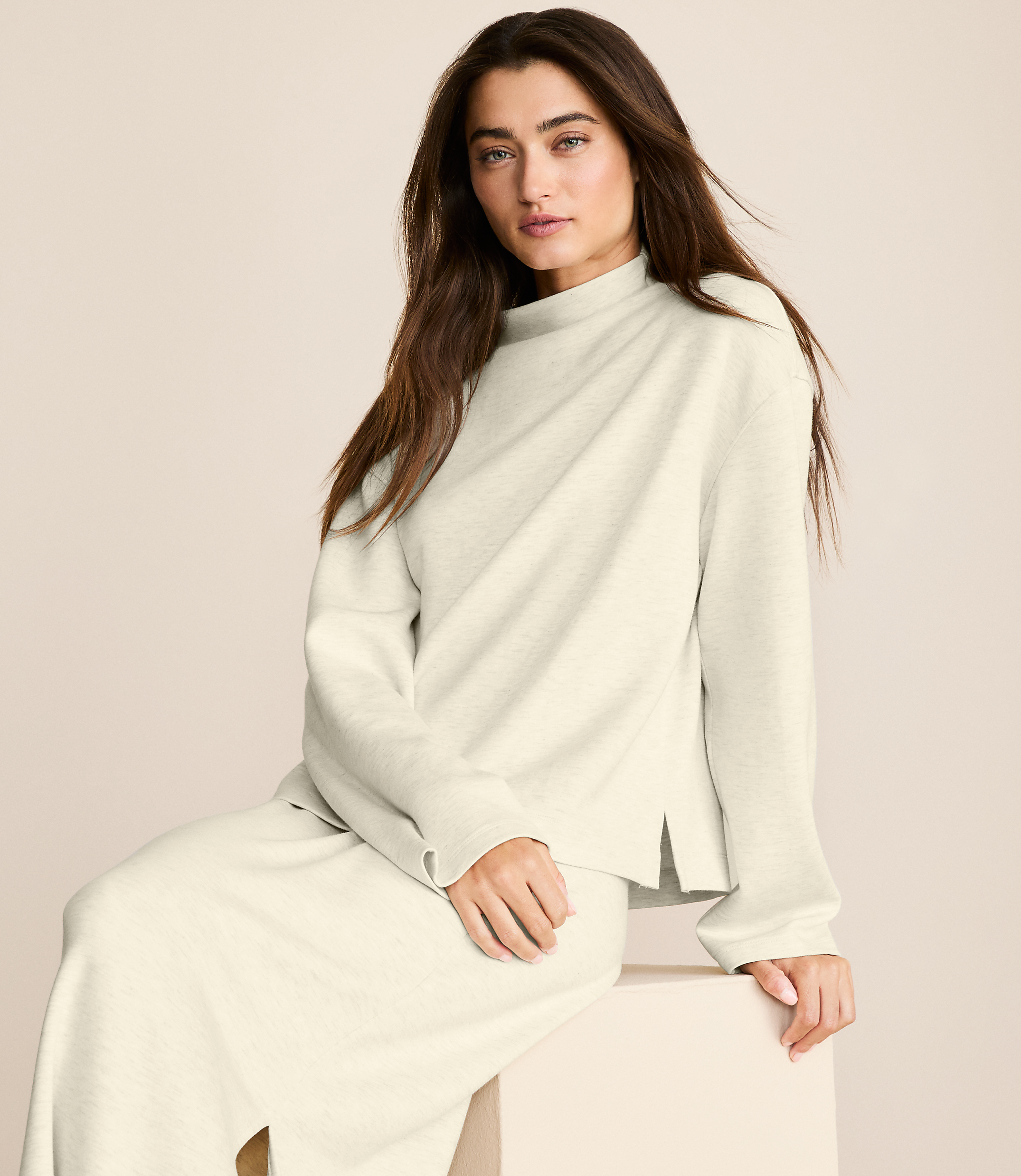 Lou & Grey Heathered Scubasoft Mock Neck Top