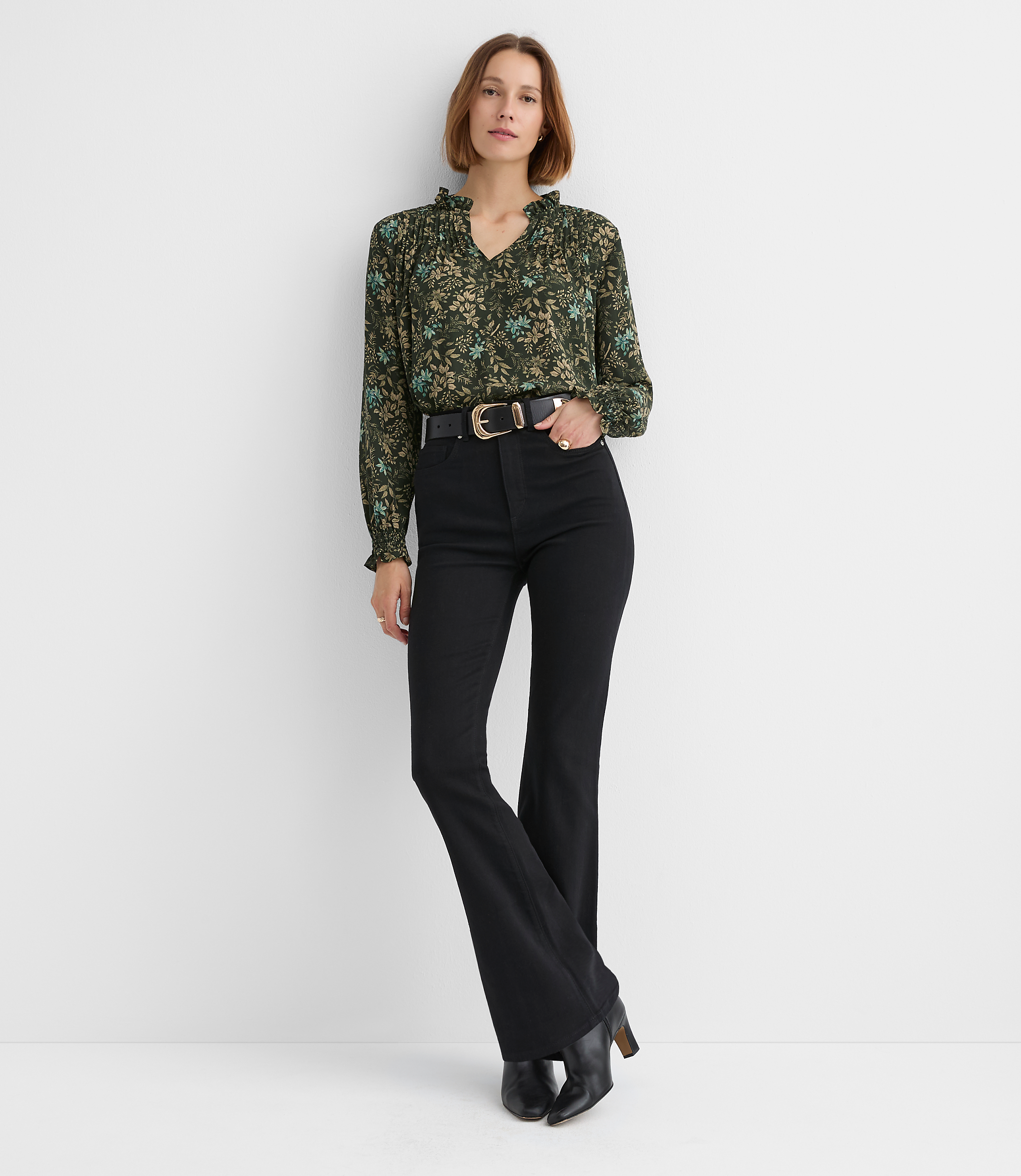High Rise Slim Flare Jeans in Jet Black Wash