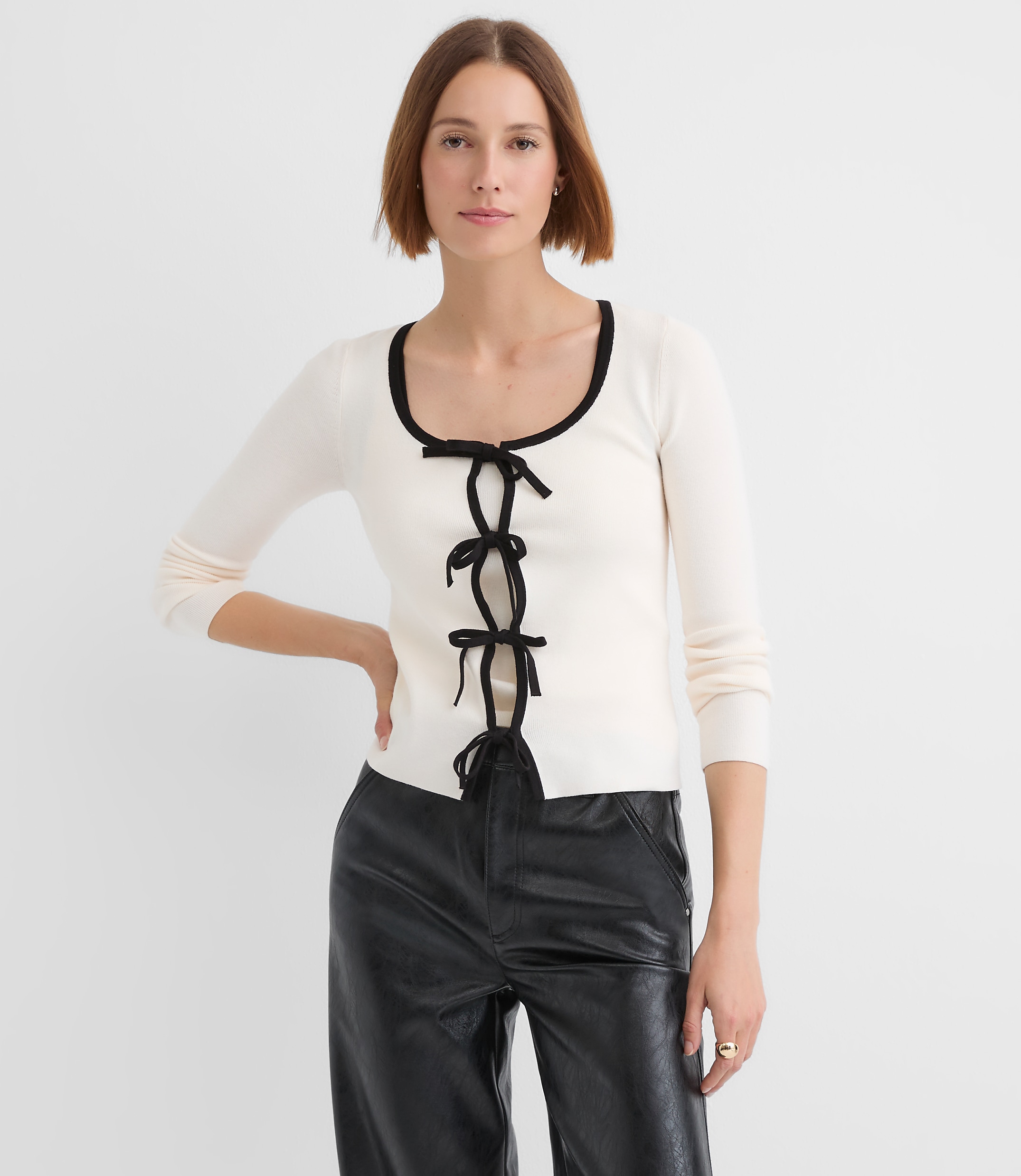 Contrast Bow Cardigan