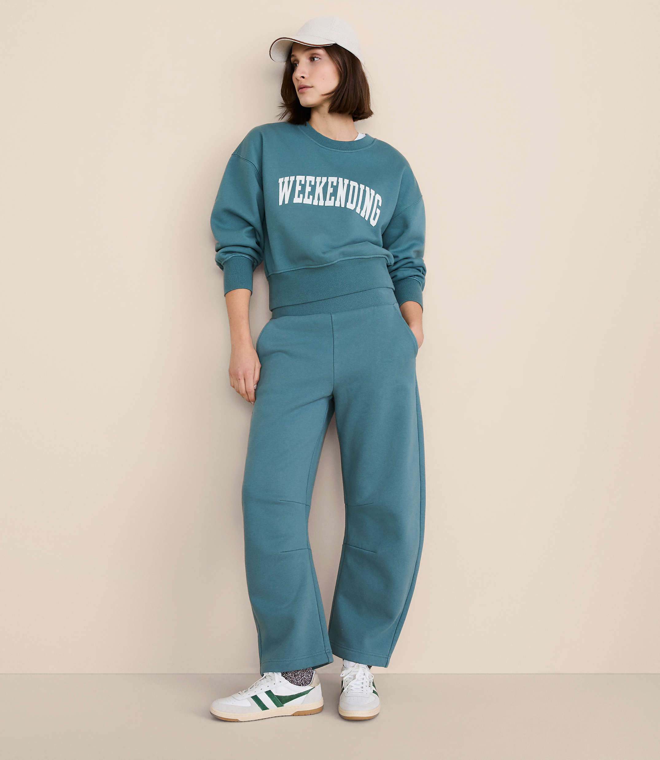 Lou & Grey Elite Fleece Barrel Pants
