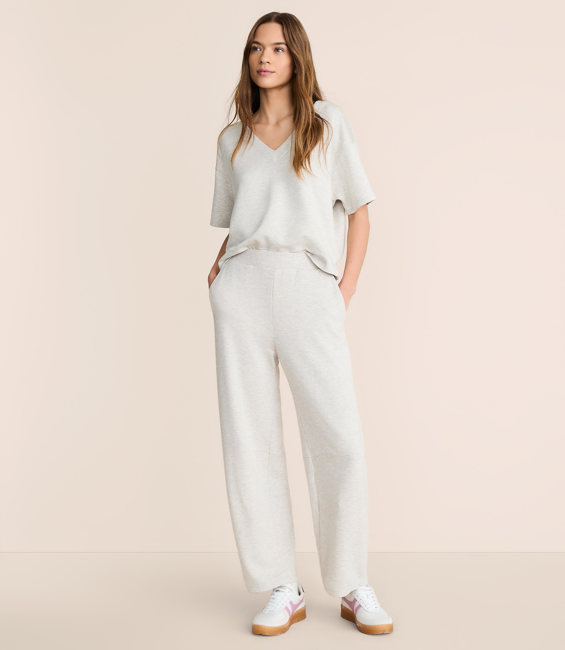 Lou & Grey Scubasoft Relaxed Taper Pants