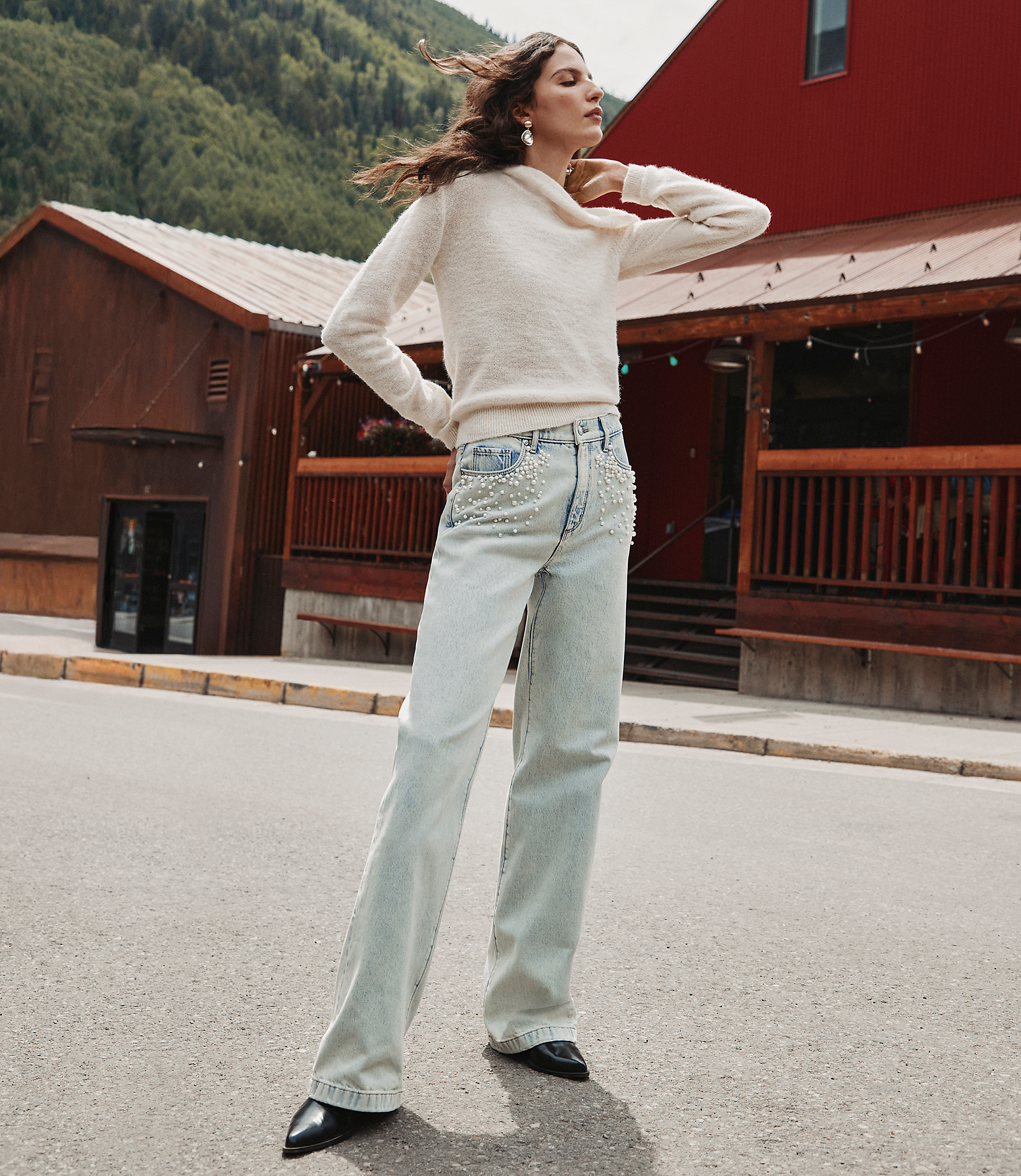 Petite Pearlized High Rise Wide Leg Jeans in Light Vintage Indigo Wash