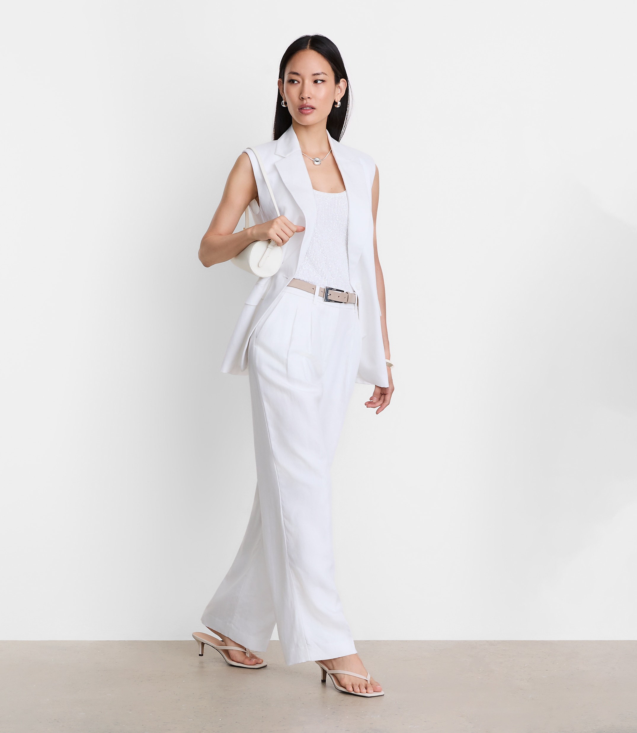 LOFT Versa Luxe Lyocell Linen Pleated Relaxed Straight Pants