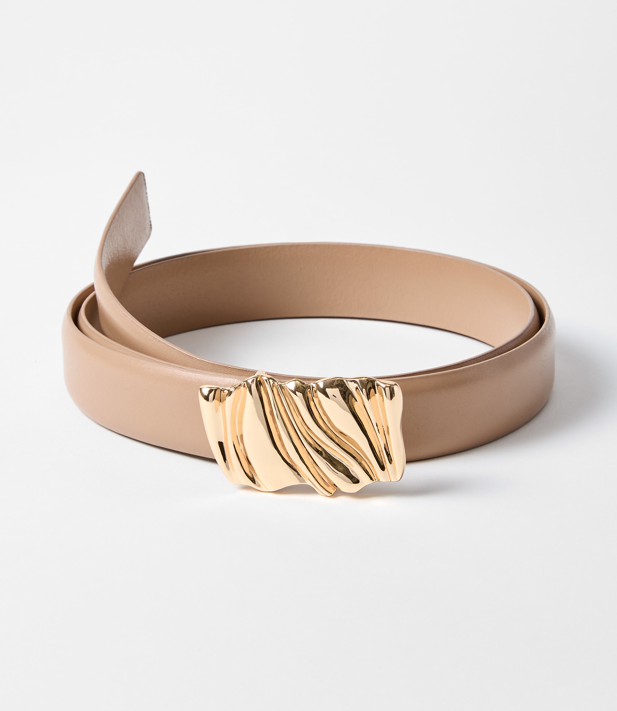 Molded Buckle Leather Belt