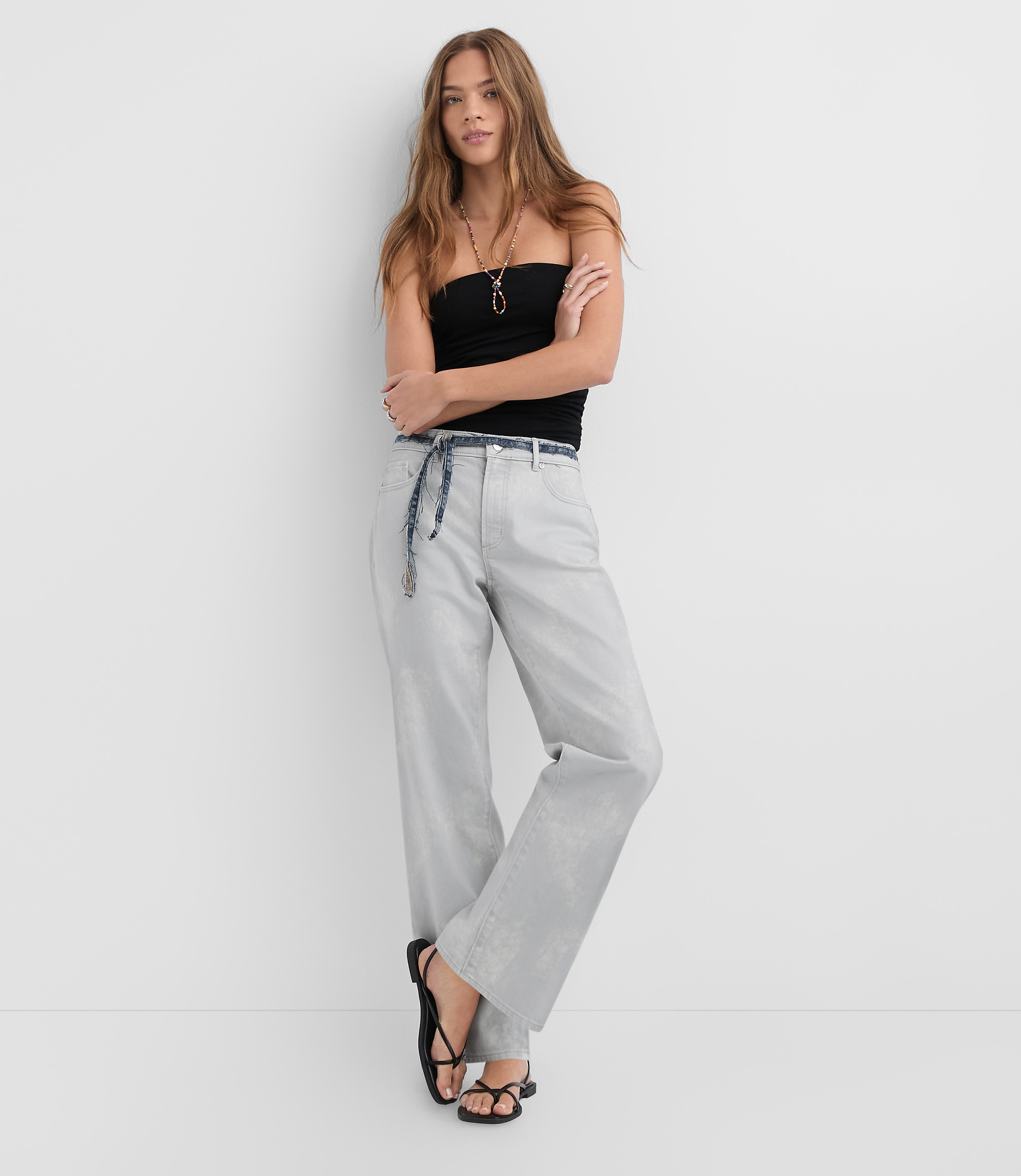 Rivete Petite Mid Rise Relaxed Straight Jeans in Smokey Wash