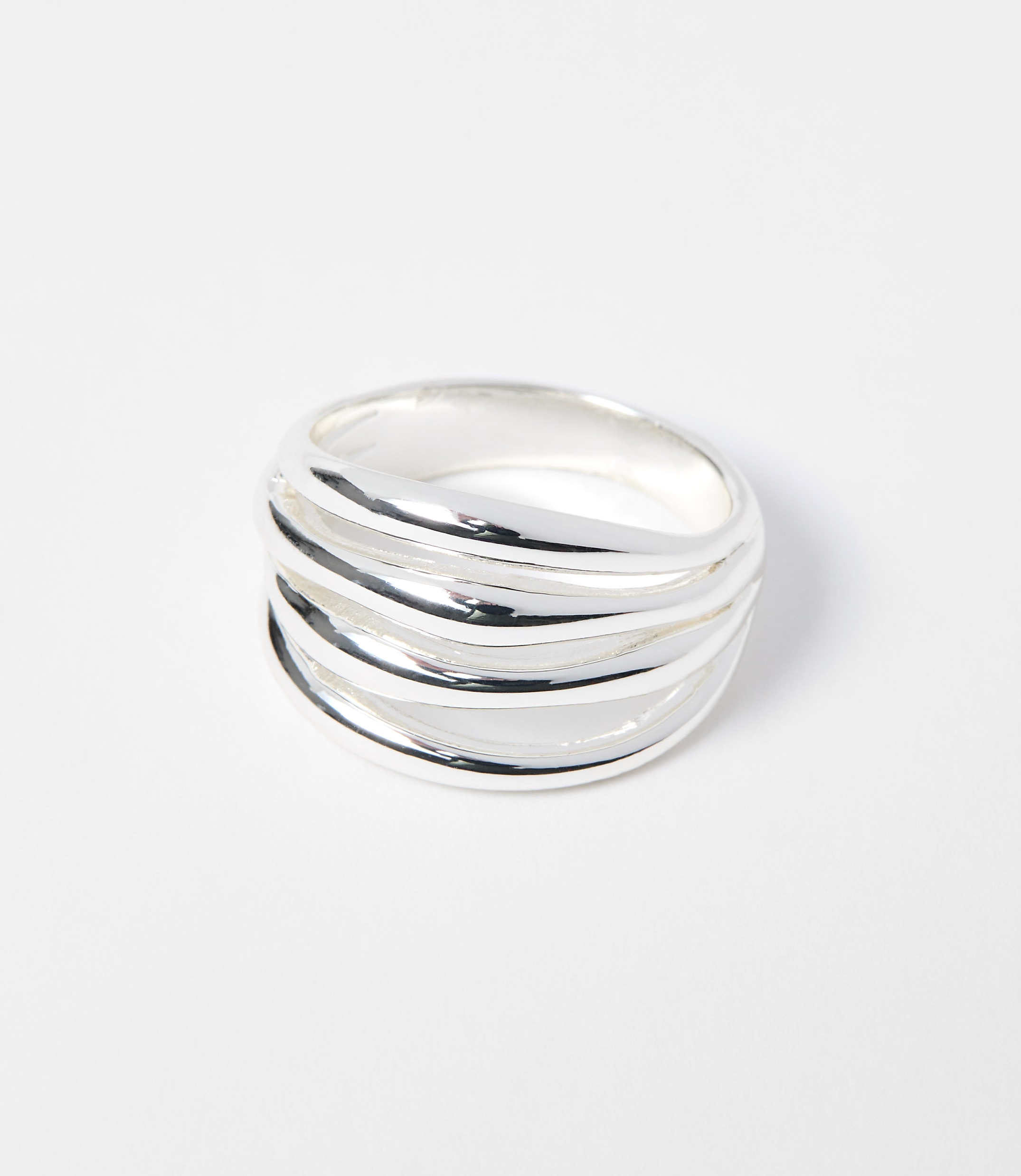 Wave Statement Ring