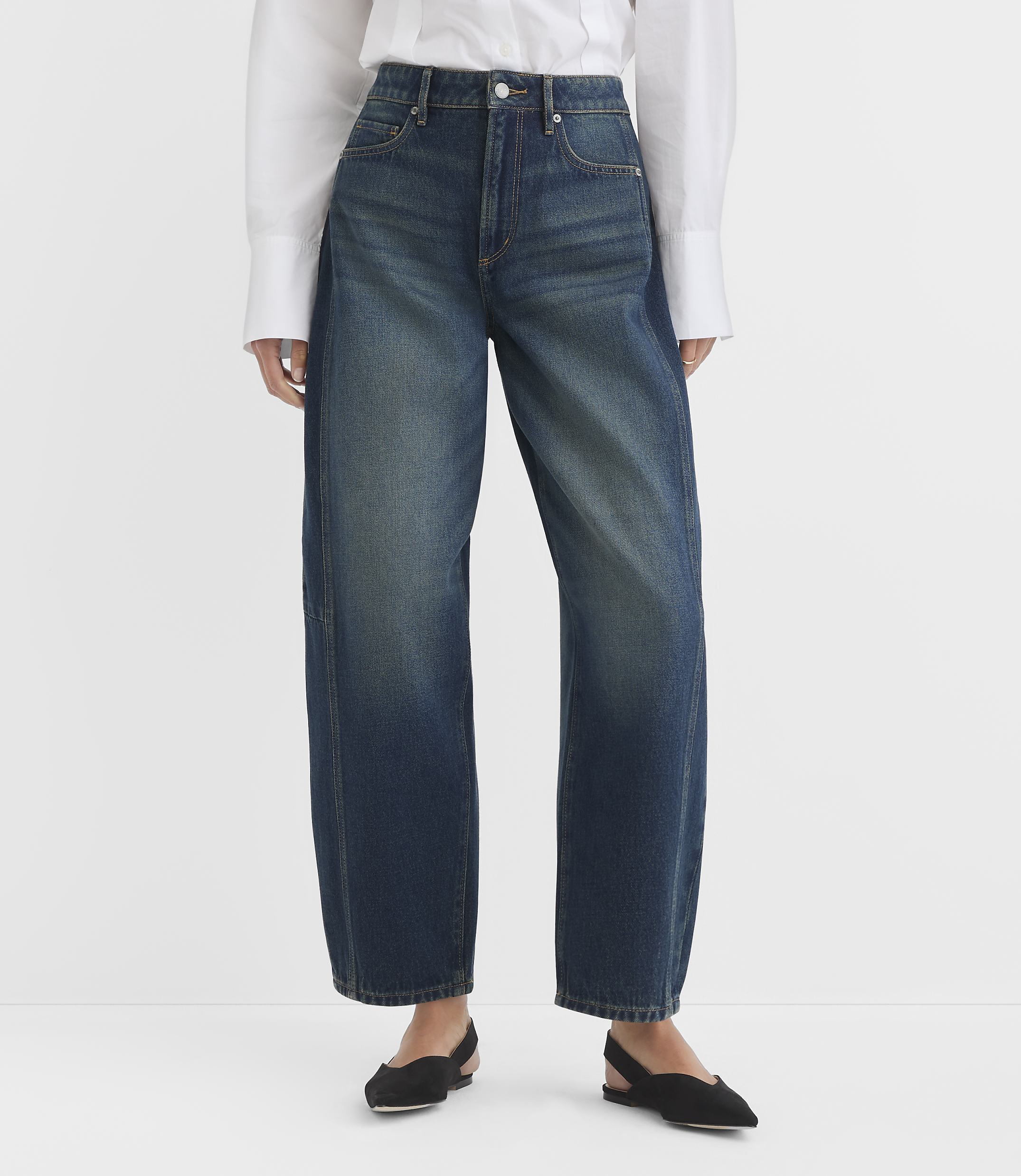 Rivete Petite Curvy Seamed High Rise Horseshoe Jeans in Lune Wash