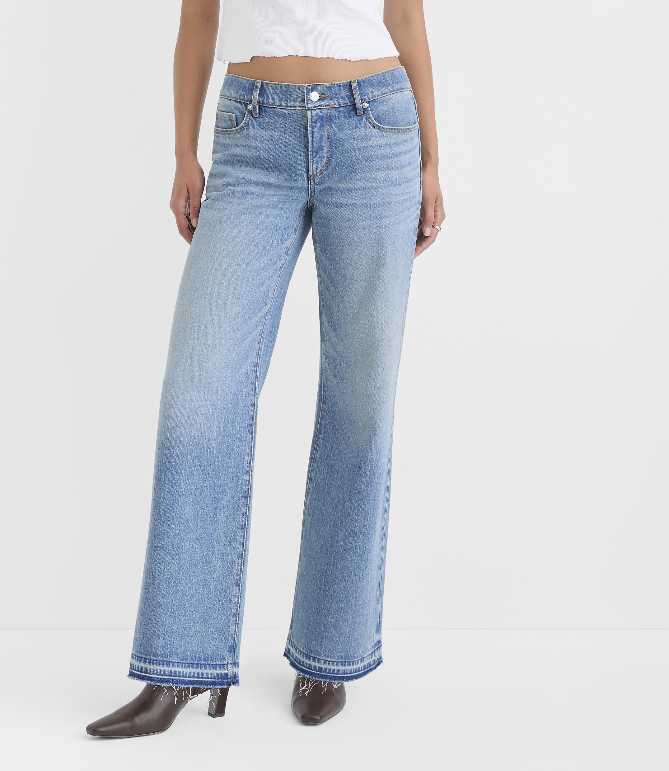 Rivete Petite Curvy Let Down Hem Low Rise Wide Leg Jeans in Aura Wash