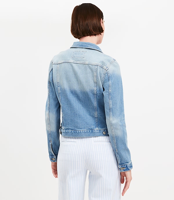 Petite Denim Trucker Jacket in Light Mid Indigo Wash