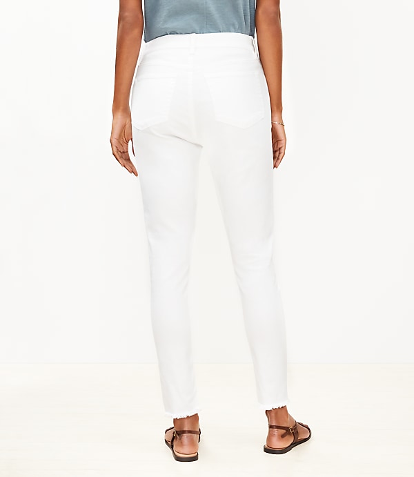 Petite Curvy High Rise Frayed Skinny Jeans in White