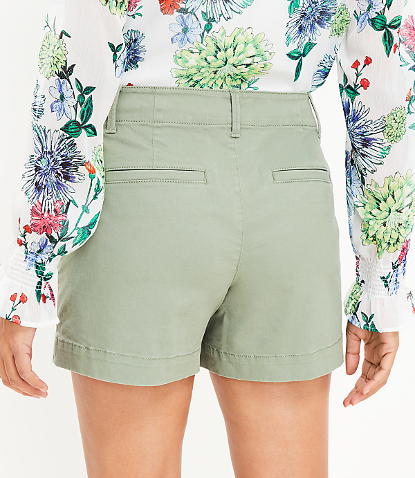 Curvy Monroe Chino Shorts
