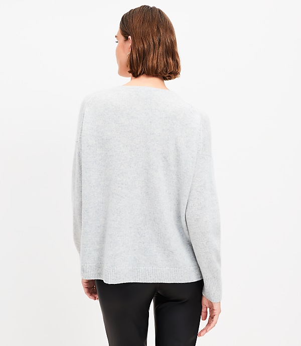 Relaxed V-Neck Cashmere Sweater