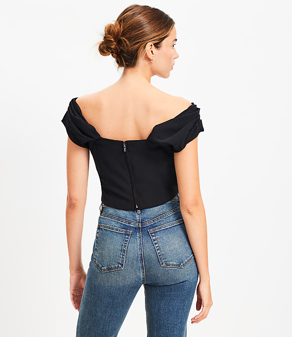 Petite Stretch Crepe Structured Off The Shoulder Top