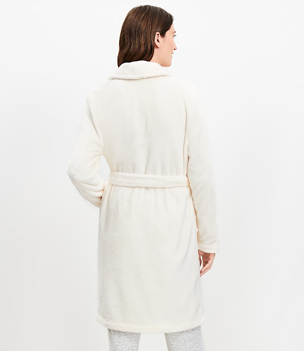 Cozy Faux Fur Pocket Robe
