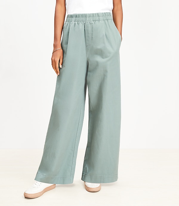 Pleated Pull On Wide Leg Pants in Twill