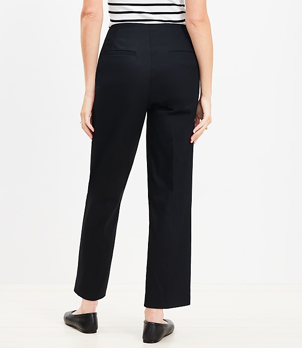 Curvy Darted Straight Pants in Twill