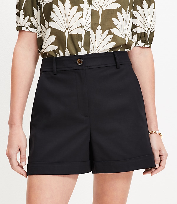 Petite Curvy Cuffed Shorts in Doubleweave