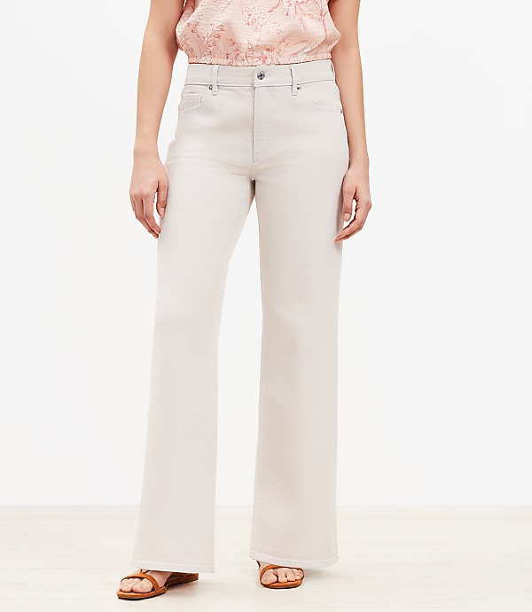 Mid Rise Wide Leg Jeans in Washed Pink