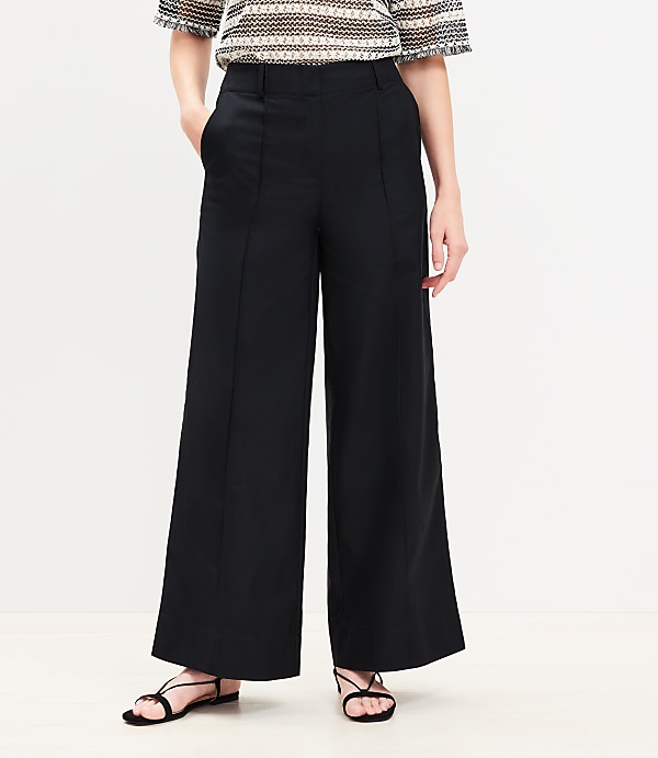 Pintucked Wide Leg Pants