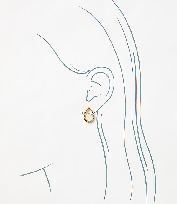 Mother Of Pearl Center Stud Earrings