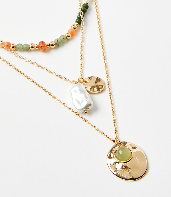 Pearlized Layered Coin Necklace Set