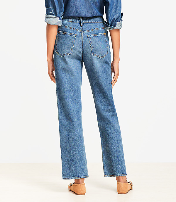 Curvy High Rise Straight Jeans in Authentic Vintage Mid Wash