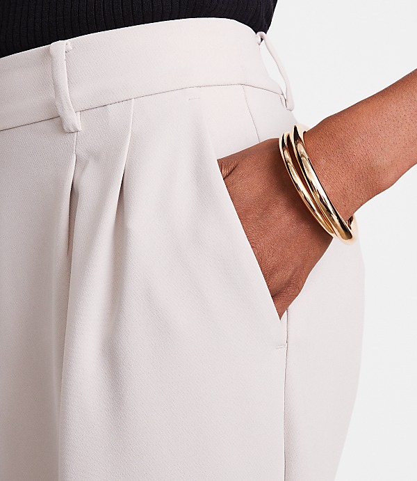 Petite LOFT Versa Crepe Drape Pleated Relaxed Straight Pants