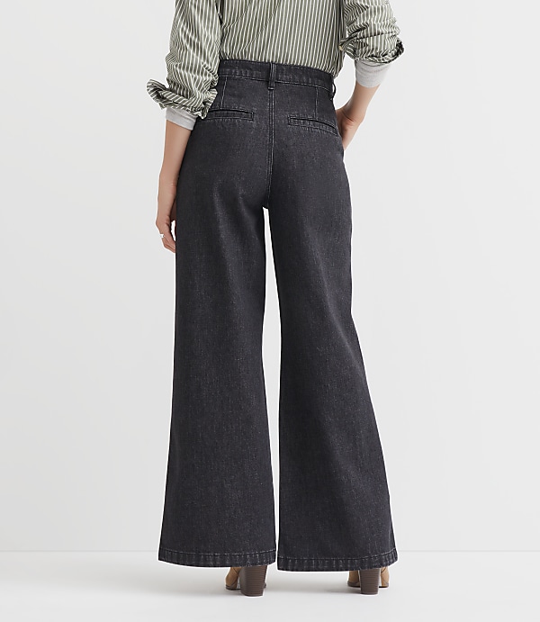 High Rise Trouser Jeans in Washed Black Wash
