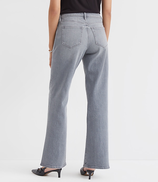 Petite Curvy Mid Rise Relaxed Straight Jeans in Grey