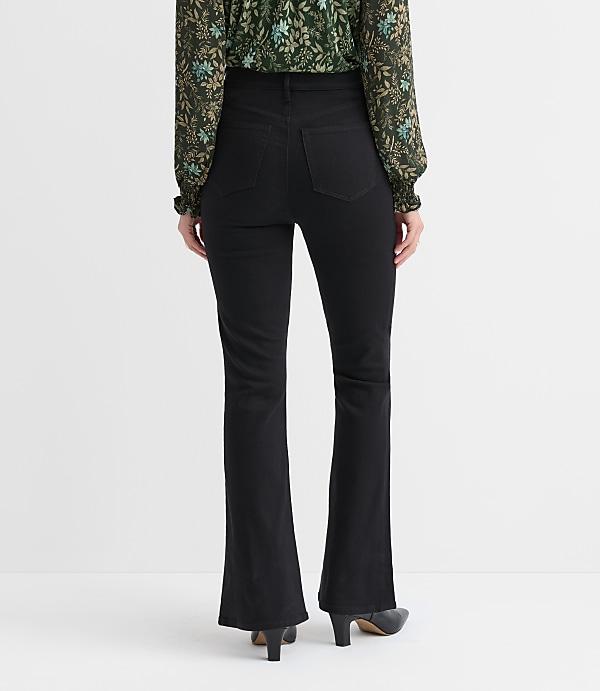 Petite Curvy High Rise Slim Flare Jeans in Jet Black Wash