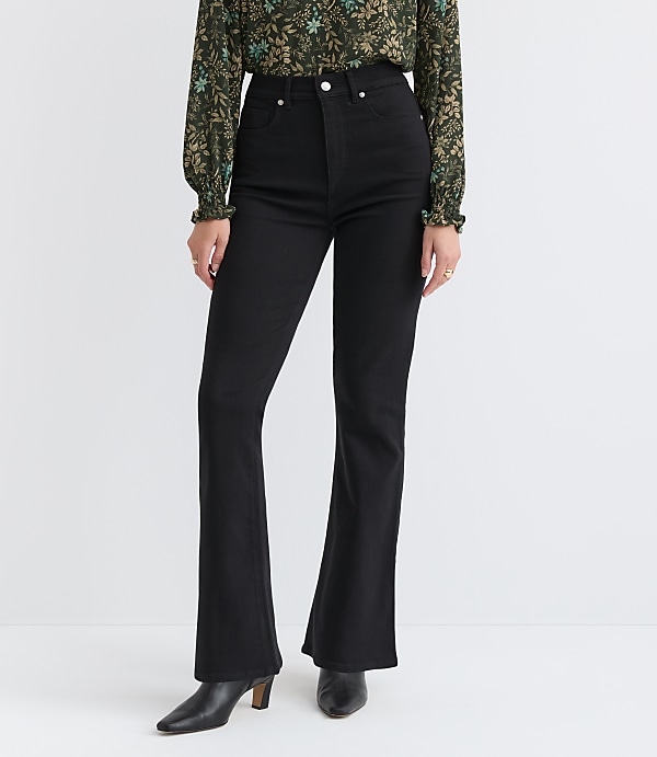 Petite Curvy High Rise Slim Flare Jeans in Jet Black Wash