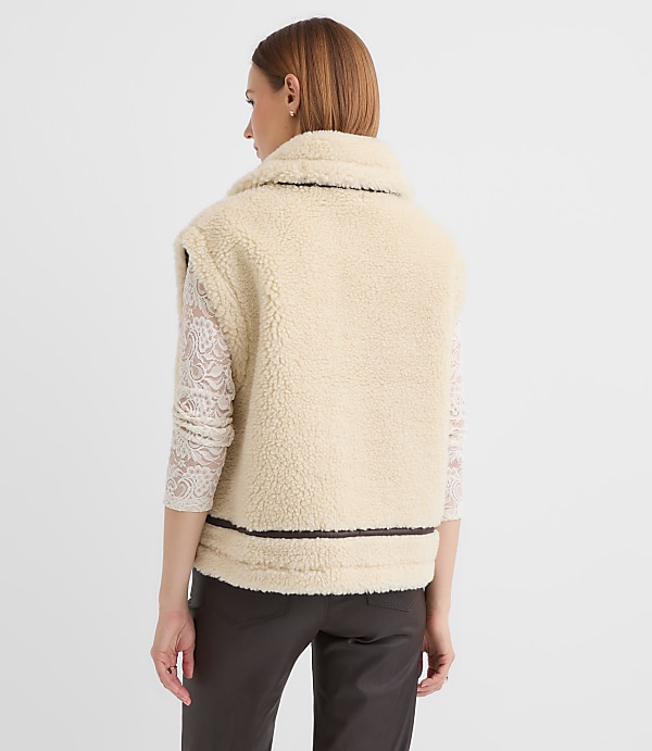 Crackle Faux Suede & Faux Shearling Pocket Vest