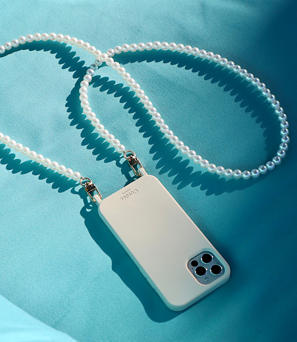 Cord&eacute;e Pearly Phone Chain