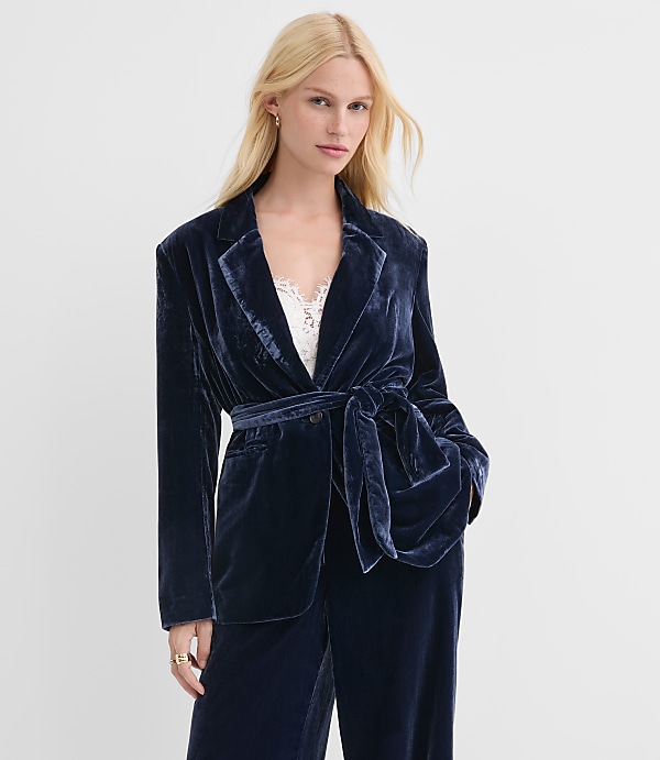 Petite Velvet Belted Modern Blazer