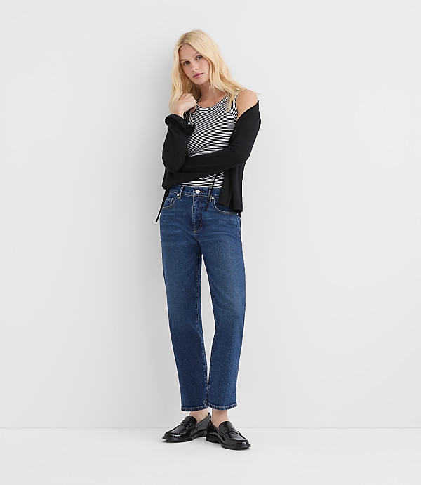Rivete Mid Rise Slim Jeans in Muse Wash