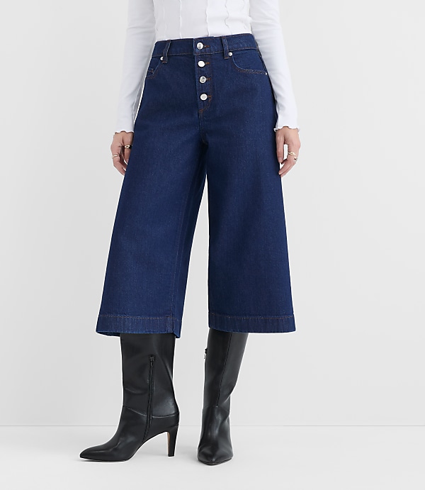 Rivete Curvy High Rise Gaucho Jeans in Nova Wash