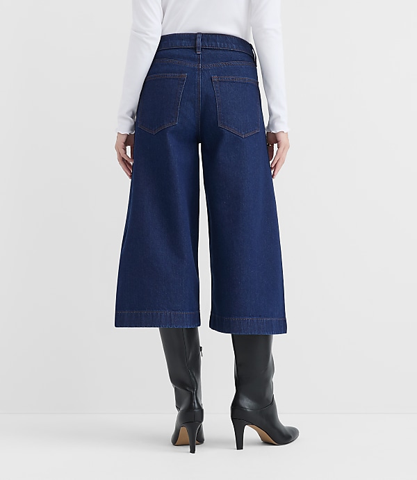Rivete Curvy High Rise Gaucho Jeans in Nova Wash